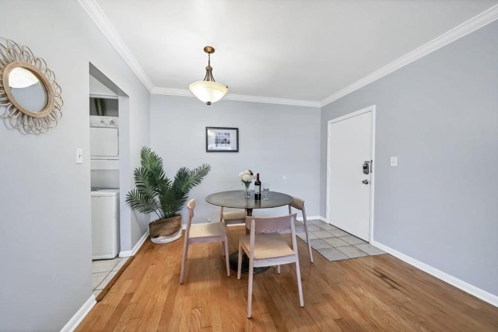 Designed And Well Located Chic 1Br With Parking Apartment Тампа Екстериор снимка