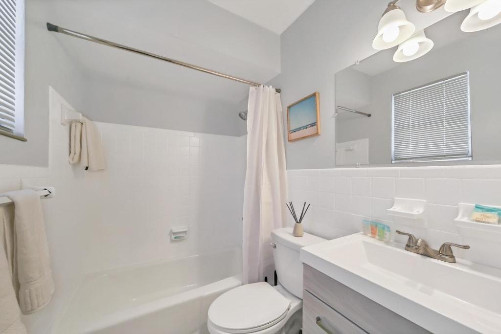 Designed And Well Located Chic 1Br With Parking Apartment Тампа Екстериор снимка